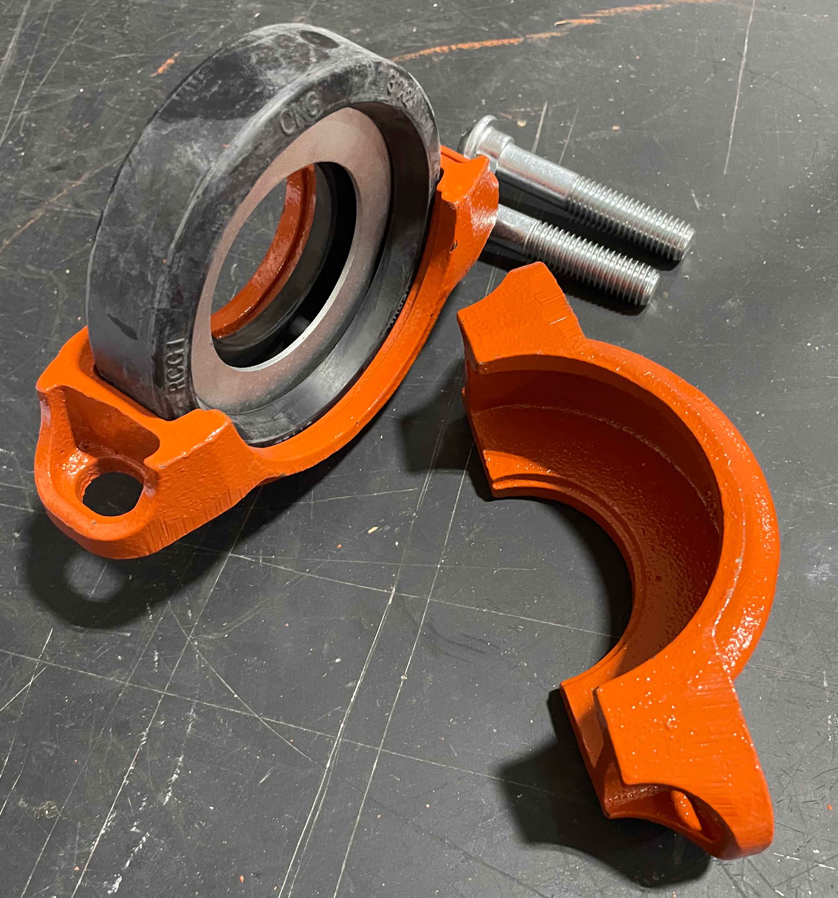 REDUCING FLEXIBLE COUPLING, 300 PSI, 1-1/2"X1-1/4" - 8"X6", UL/FM Listed